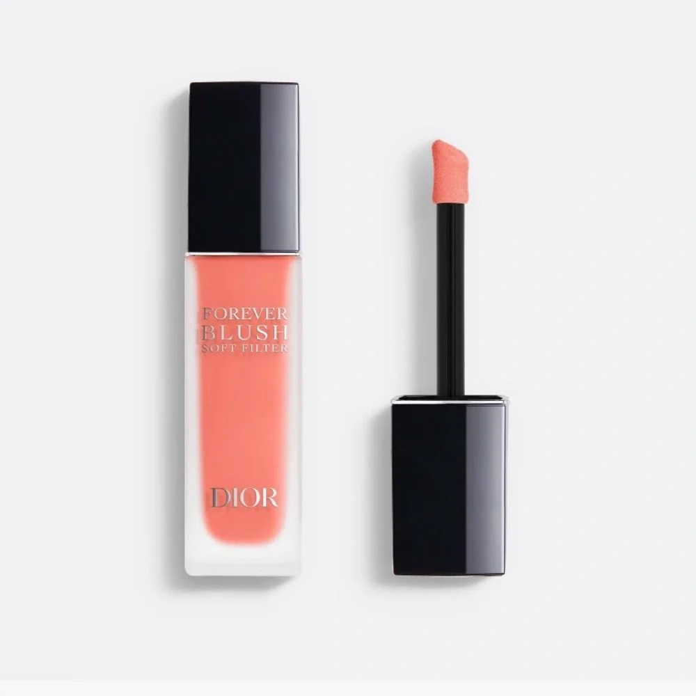 04 Daisy Dior Forever Blush Soft Filter